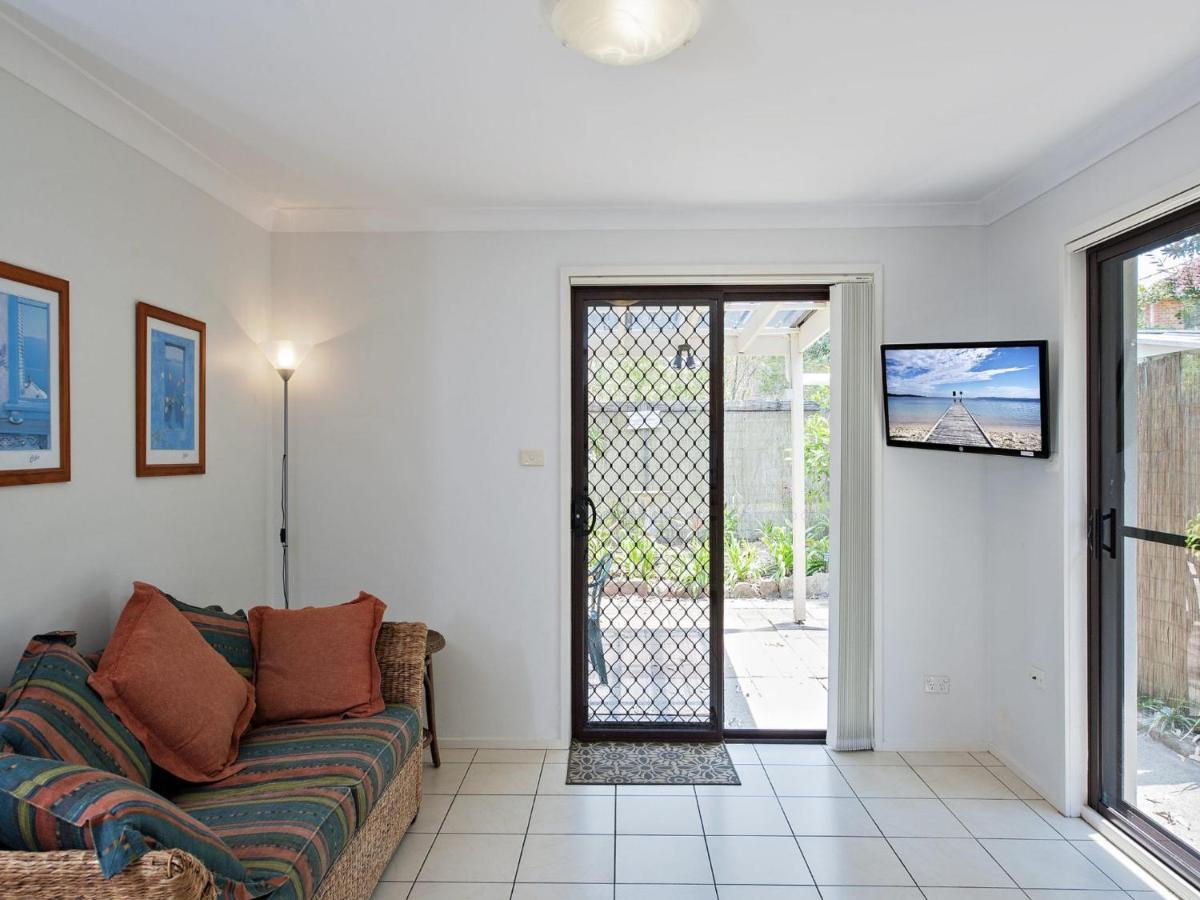 Gretel Close, 5, Beach House Nelson Bay Exterior photo
