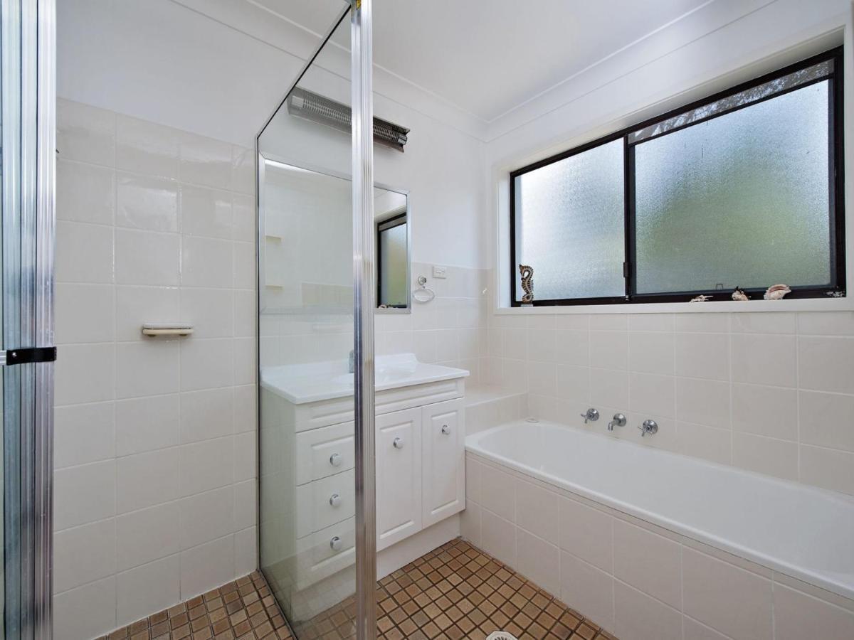 Gretel Close, 5, Beach House Nelson Bay Exterior photo